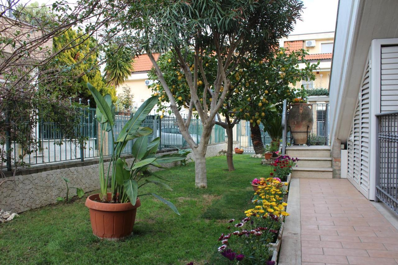 B&B Villa Lilla Σαν Μπενεντέτο ντελ Τρόντο Εξωτερικό φωτογραφία