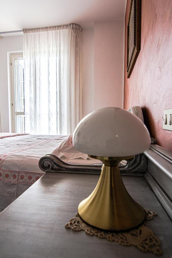 B&B Villa Lilla Σαν Μπενεντέτο ντελ Τρόντο Εξωτερικό φωτογραφία