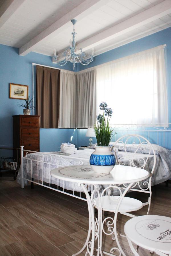 B&B Villa Lilla Σαν Μπενεντέτο ντελ Τρόντο Εξωτερικό φωτογραφία