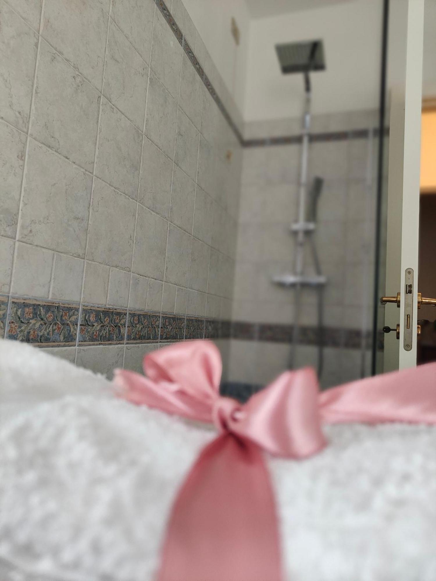 B&B Villa Lilla Σαν Μπενεντέτο ντελ Τρόντο Εξωτερικό φωτογραφία